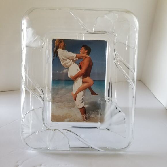 Mikasa glass picture frame 8x10 picture window 5 1/2 by 3 1/2 - Picture 5 of 12